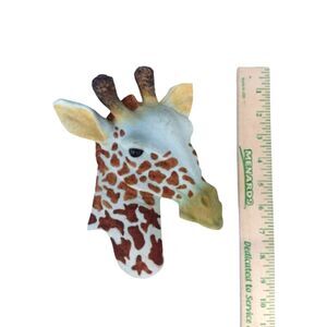 Vintage 2003 Home Interiors Giraffe Head Plaque Glass Eyes and Resin 9"x6"